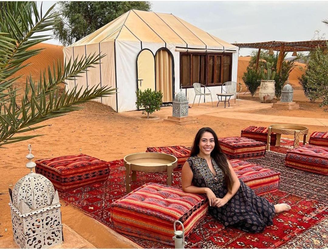 Caravanserai Luxury Desert Tented Camp Мерцуга Екстериор снимка