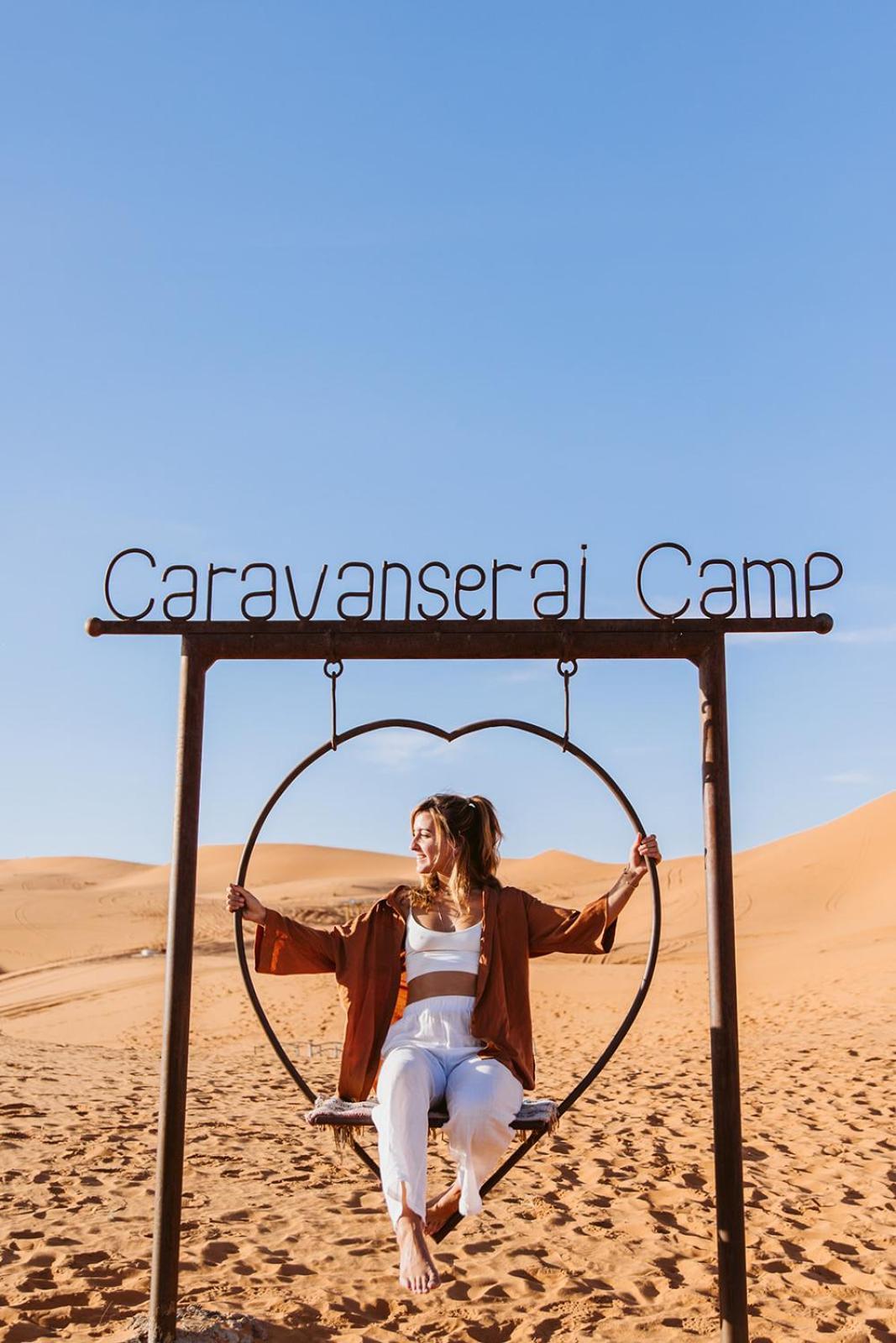 Caravanserai Luxury Desert Tented Camp Мерцуга Екстериор снимка